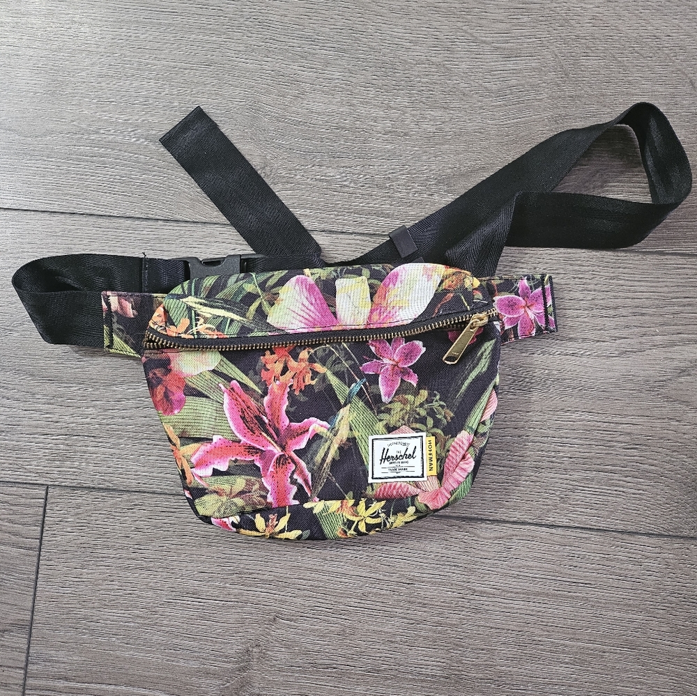 Herschel sling bag